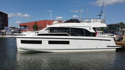 35' Delphia 2023 Yacht For Sale